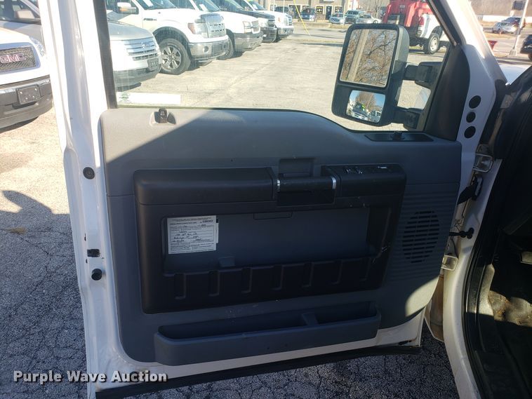 image for item GA9307 2014 Ford F250 Super Duty Crew Cab pickup truck