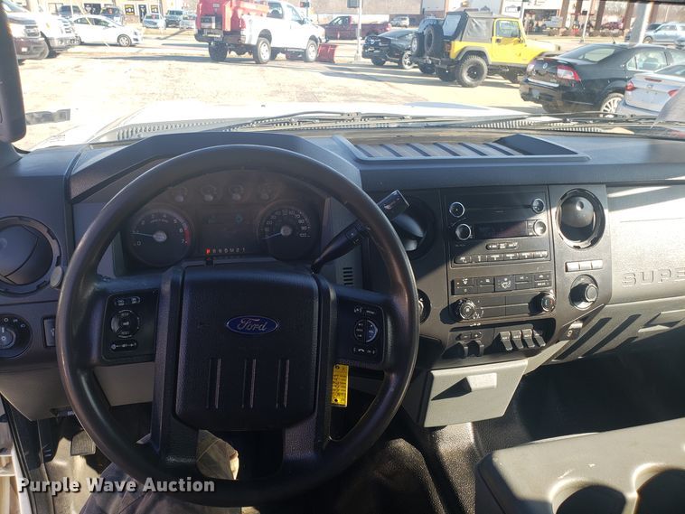 image for item GA9307 2014 Ford F250 Super Duty Crew Cab pickup truck