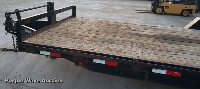 image for item GA9314 2012 C&C 82-H20D0VE6CR equipment trailer