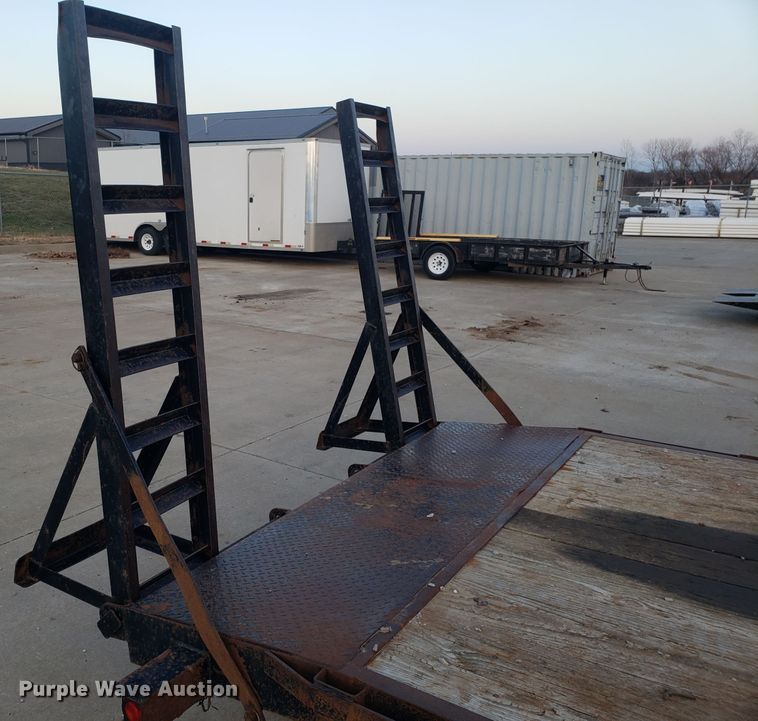 image for item GA9314 2012 C&C 82-H20D0VE6CR equipment trailer