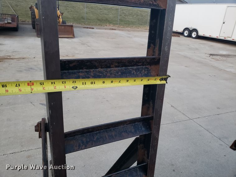 image for item GA9314 2012 C&C 82-H20D0VE6CR equipment trailer