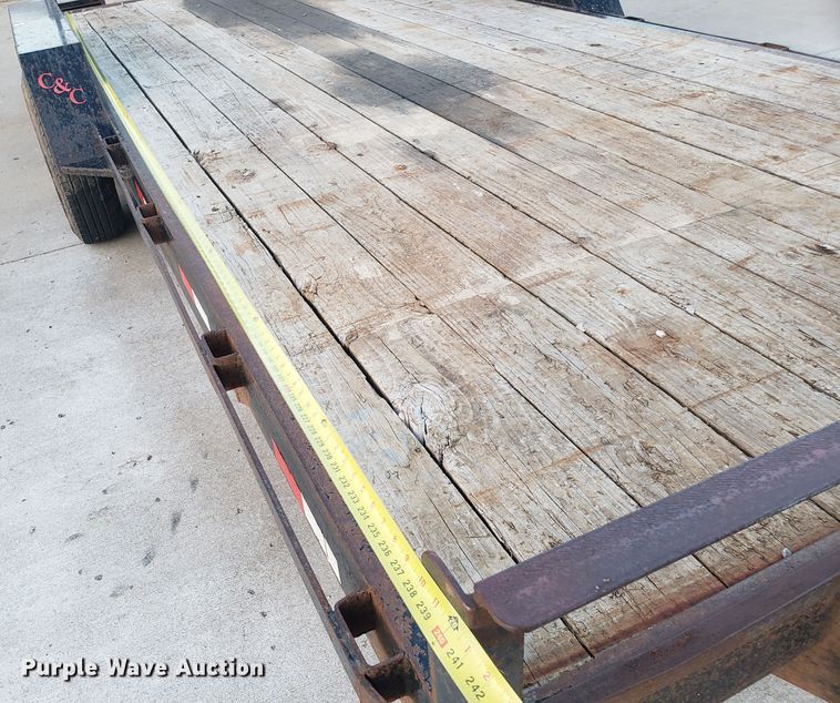 image for item GA9314 2012 C&C 82-H20D0VE6CR equipment trailer