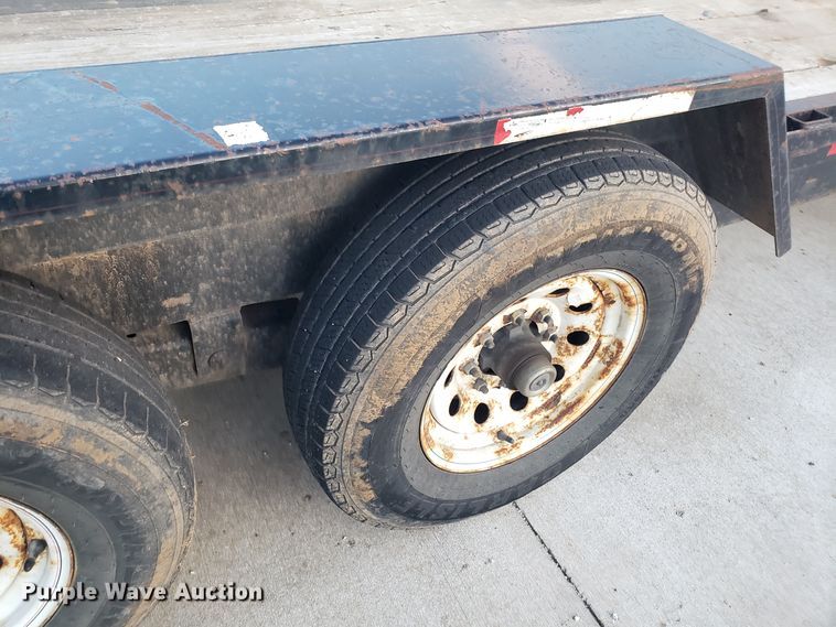 image for item GA9314 2012 C&C 82-H20D0VE6CR equipment trailer