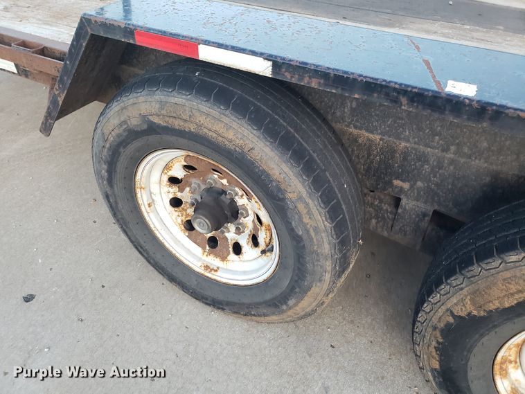 image for item GA9314 2012 C&C 82-H20D0VE6CR equipment trailer