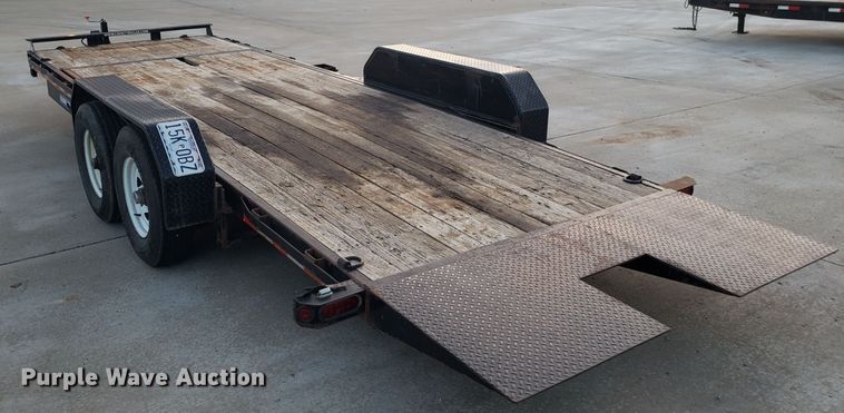 image for item GA9315 2014 Novae Sure Trac tilt deck equipment trailer