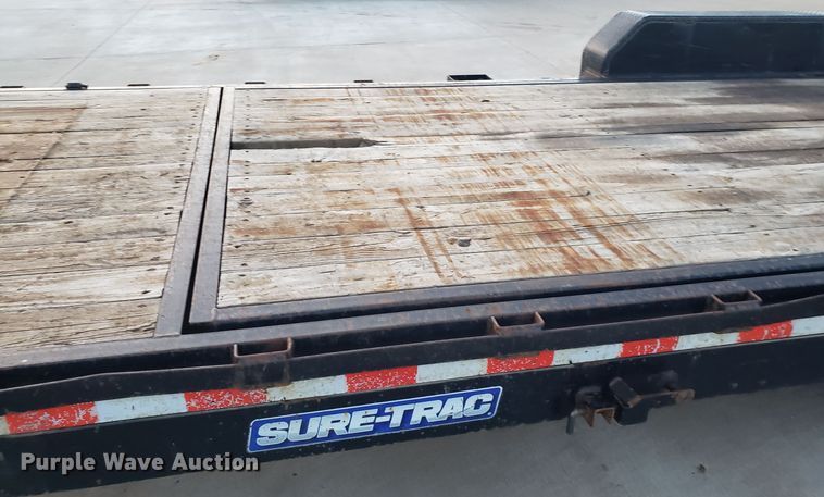 image for item GA9315 2014 Novae Sure Trac tilt deck equipment trailer