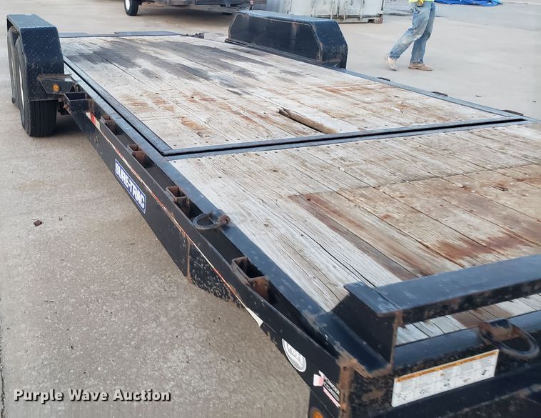 image for item GA9315 2014 Novae Sure Trac tilt deck equipment trailer