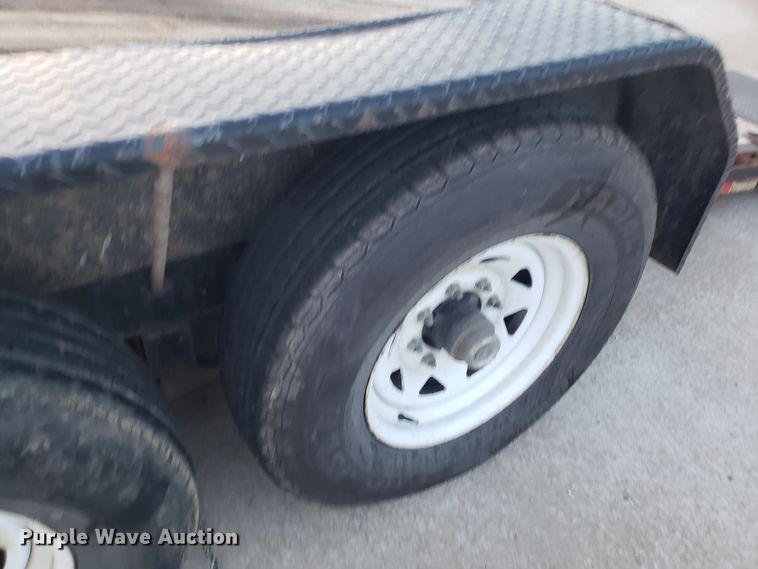 image for item GA9315 2014 Novae Sure Trac tilt deck equipment trailer