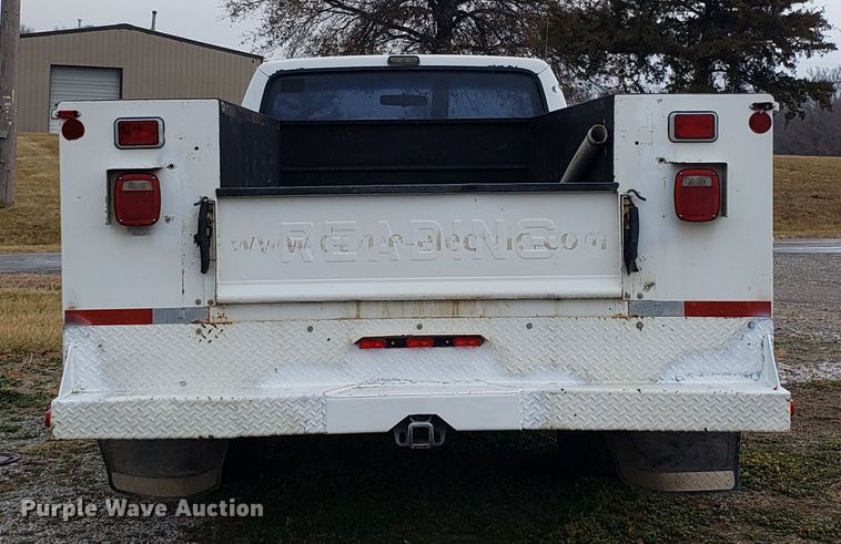 image for item GA9320 1992 Ford F350 utility bed pickup truck