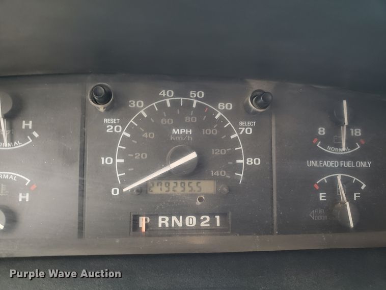 image for item GA9320 1992 Ford F350 utility bed pickup truck