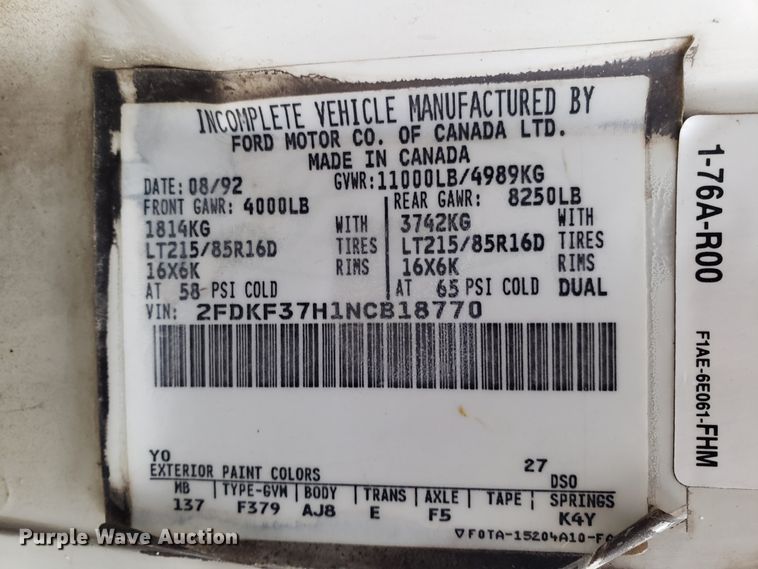 image for item GA9320 1992 Ford F350 utility bed pickup truck