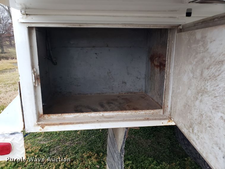 image for item GA9320 1992 Ford F350 utility bed pickup truck