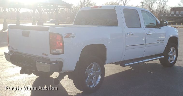 image for item GA9322 2012 GMC Sierra 2500HD Denali Crew Cab pickup truck