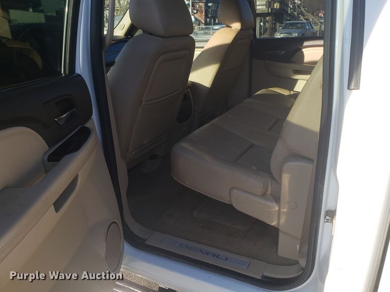 image for item GA9322 2012 GMC Sierra 2500HD Denali Crew Cab pickup truck