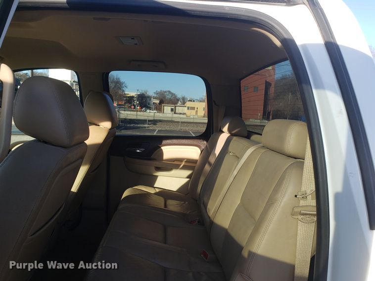 image for item GA9322 2012 GMC Sierra 2500HD Denali Crew Cab pickup truck