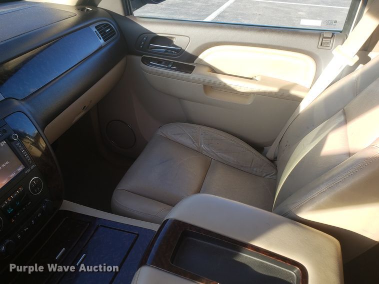 image for item GA9322 2012 GMC Sierra 2500HD Denali Crew Cab pickup truck