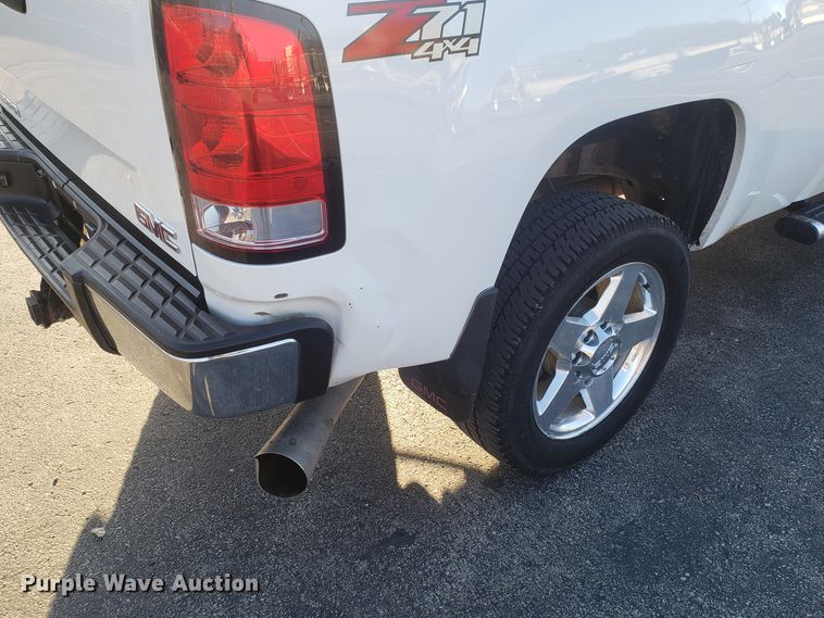 image for item GA9322 2012 GMC Sierra 2500HD Denali Crew Cab pickup truck