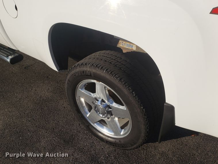 image for item GA9322 2012 GMC Sierra 2500HD Denali Crew Cab pickup truck