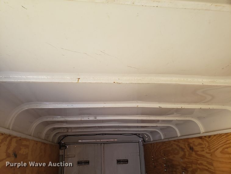 image for item GA9324 2004 Cm Trailers enclosed cargo trailer