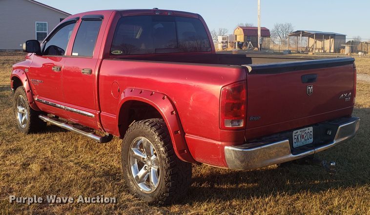 image for item GA9325 2006 Dodge Ram 1500 Quad Cab pickup truck