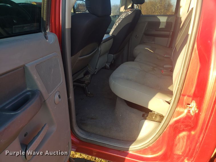 image for item GA9325 2006 Dodge Ram 1500 Quad Cab pickup truck