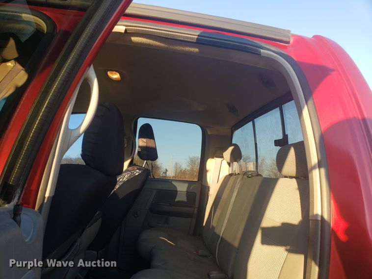 image for item GA9325 2006 Dodge Ram 1500 Quad Cab pickup truck