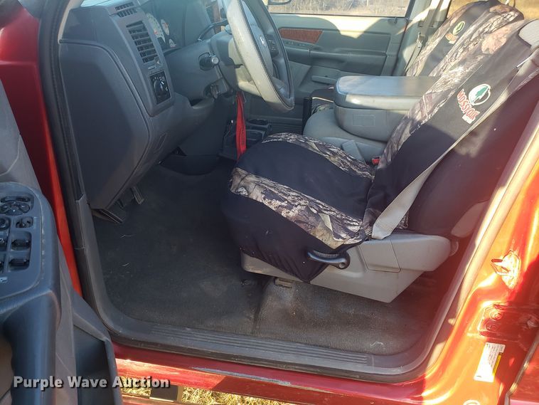 image for item GA9325 2006 Dodge Ram 1500 Quad Cab pickup truck