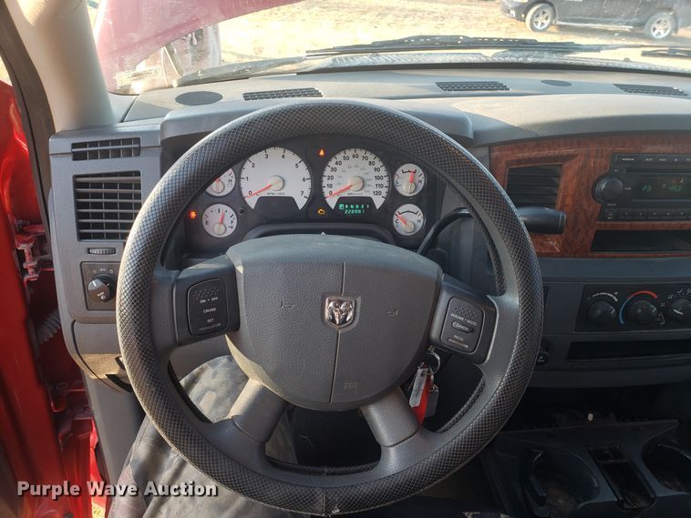 image for item GA9325 2006 Dodge Ram 1500 Quad Cab pickup truck