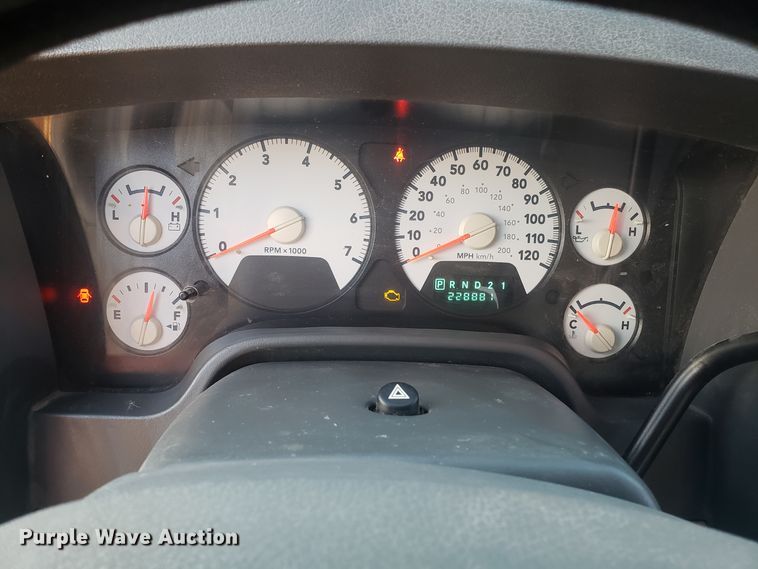 image for item GA9325 2006 Dodge Ram 1500 Quad Cab pickup truck