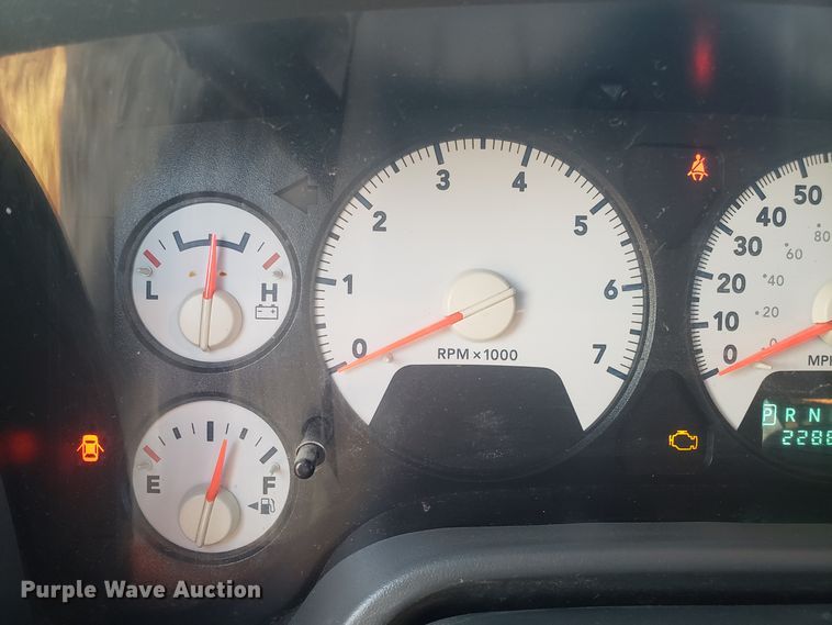 image for item GA9325 2006 Dodge Ram 1500 Quad Cab pickup truck