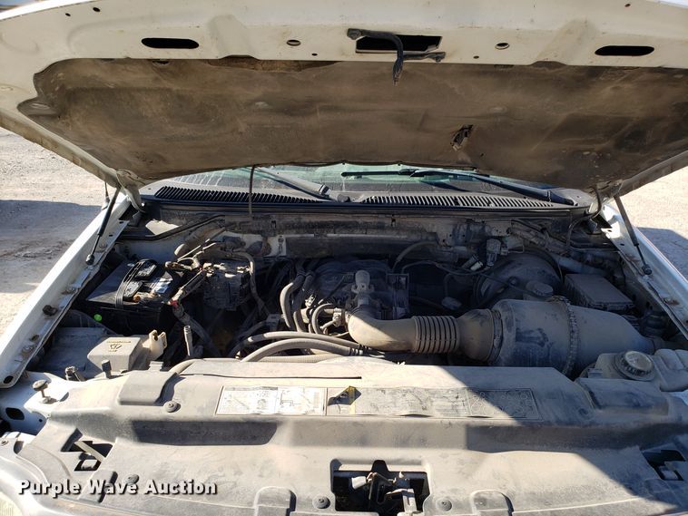 image for item GA9348 2002 Ford F150 pickup truck