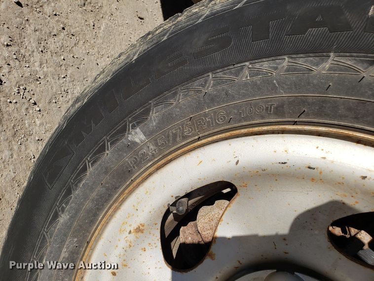 image for item GA9348 2002 Ford F150 pickup truck