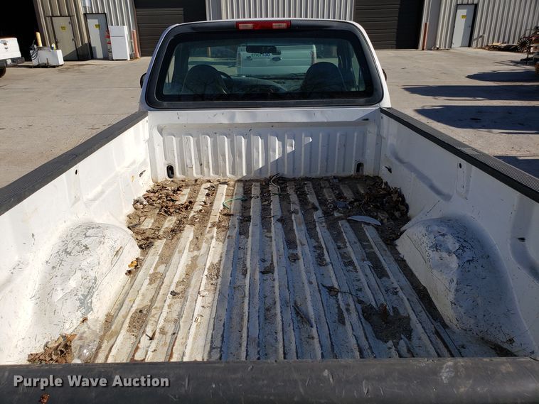 image for item GA9348 2002 Ford F150 pickup truck