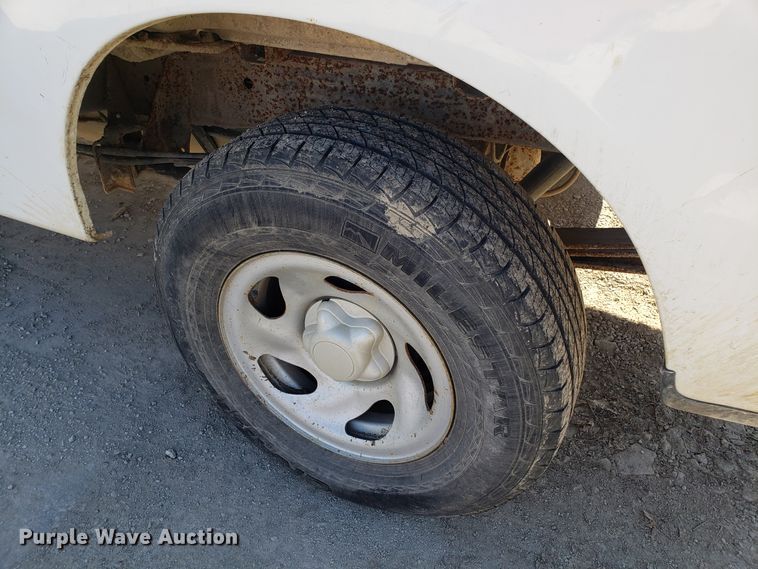 image for item GA9348 2002 Ford F150 pickup truck