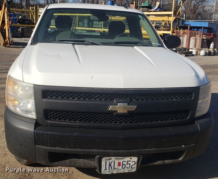 image for item GA9350 2008 Chevrolet Silverado 1500 pickup truck