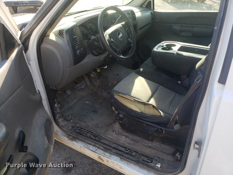 image for item GA9350 2008 Chevrolet Silverado 1500 pickup truck