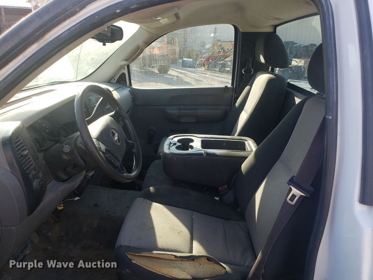 image for item GA9350 2008 Chevrolet Silverado 1500 pickup truck