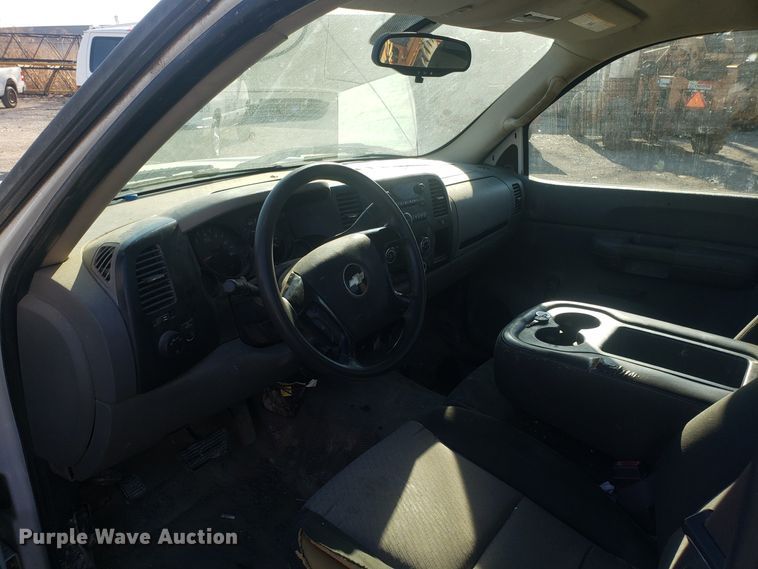 image for item GA9350 2008 Chevrolet Silverado 1500 pickup truck