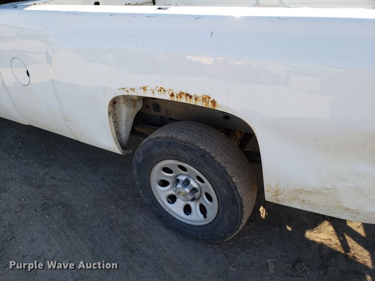 image for item GA9350 2008 Chevrolet Silverado 1500 pickup truck