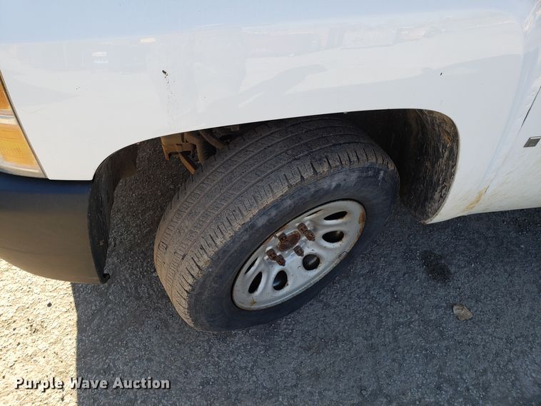 image for item GA9350 2008 Chevrolet Silverado 1500 pickup truck