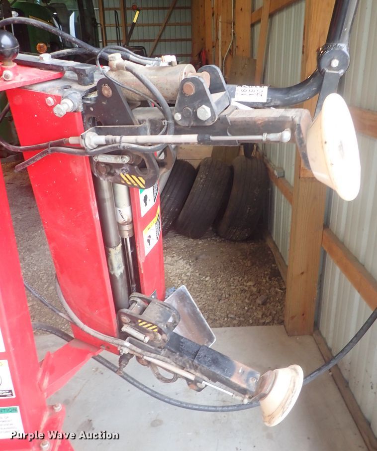 image for item GA9955 Hunter TC3500 tire machine