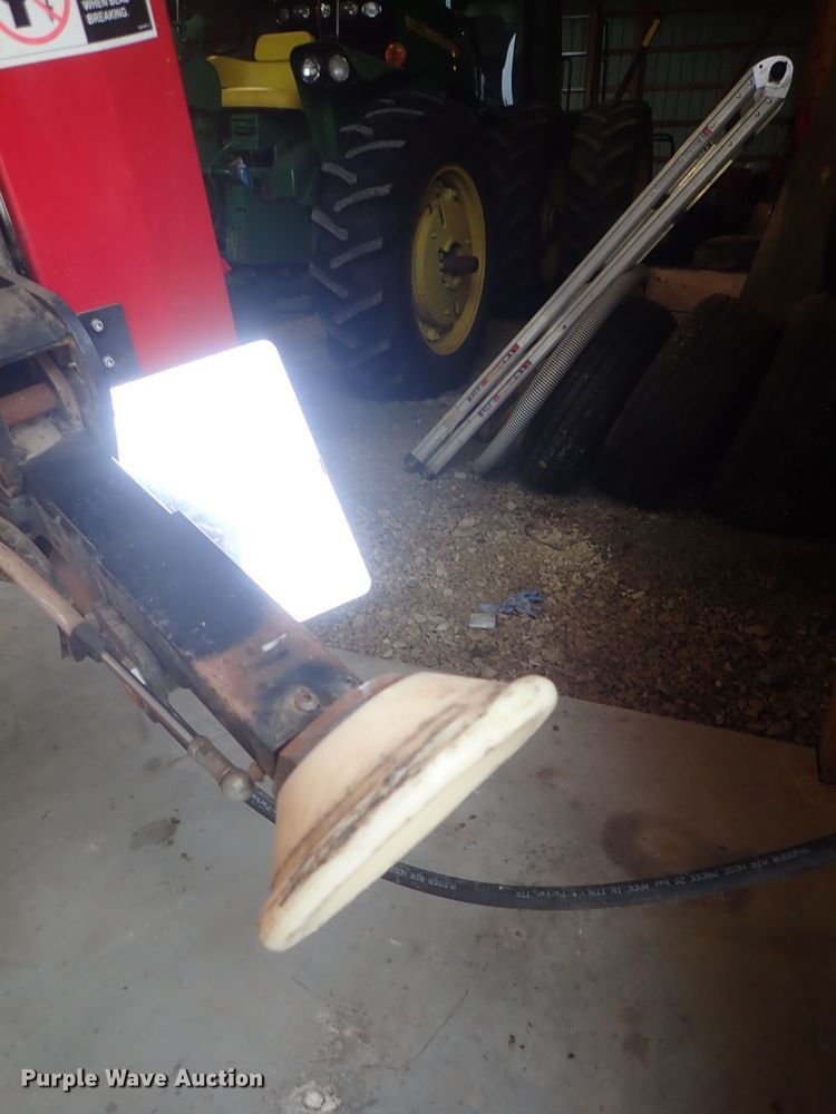 image for item GA9955 Hunter TC3500 tire machine