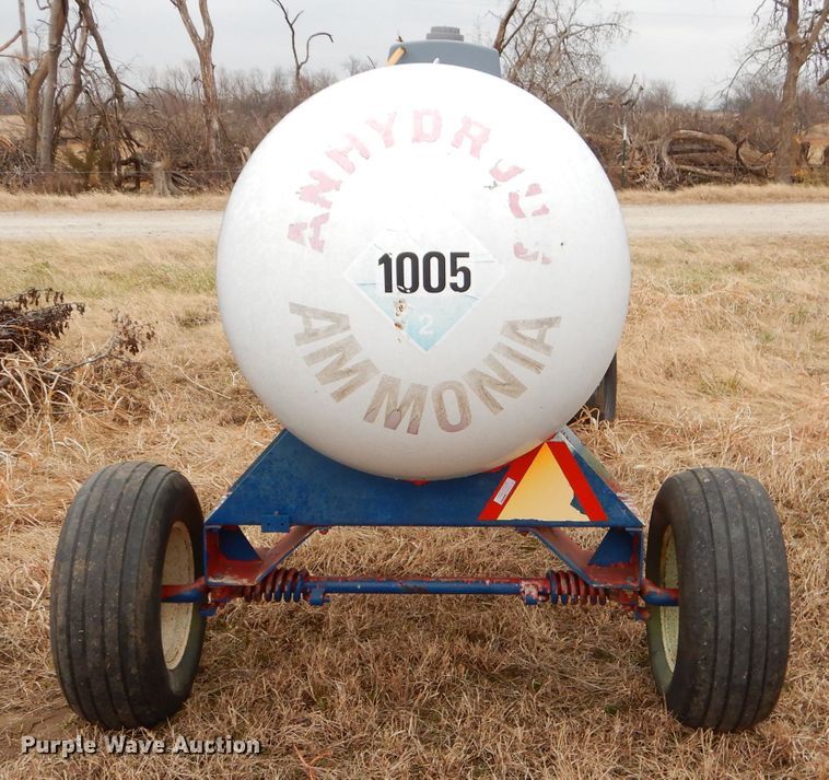 image for item GB9519 Anhydrous ammonia tank