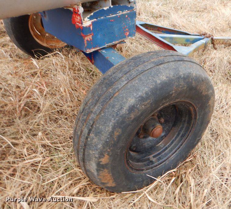 image for item GB9519 Anhydrous ammonia tank