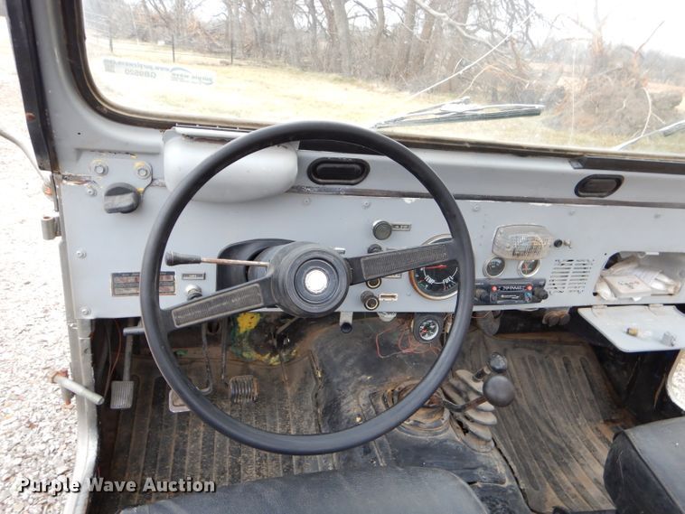 image for item GB9520 1976 Jeep CJ5 SUV