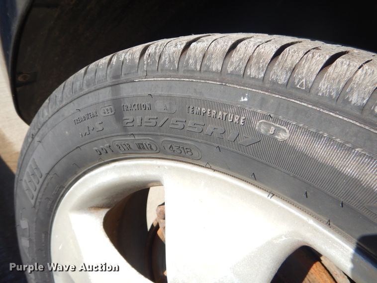 image for item GB9532 2007 Kia Rondo SUV