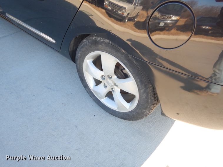 image for item GB9532 2007 Kia Rondo SUV