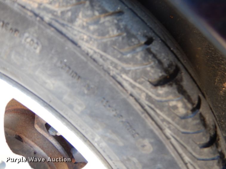 image for item GB9532 2007 Kia Rondo SUV