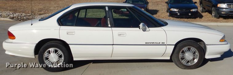image for item GB9533 1992 Pontiac Bonneville