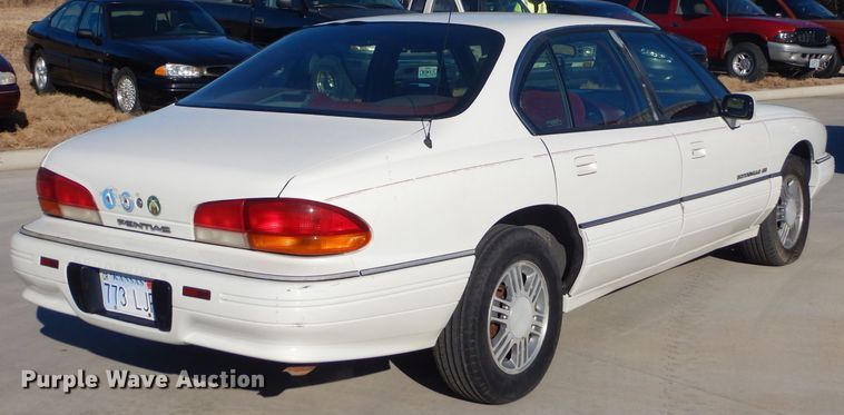 image for item GB9533 1992 Pontiac Bonneville